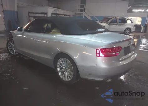 2011 Audi A5 2.0T Premium from USA, damaged, VIN WAULFAFH9BN010348